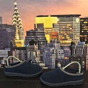 UGG Kids Moccasins in Navy Blue